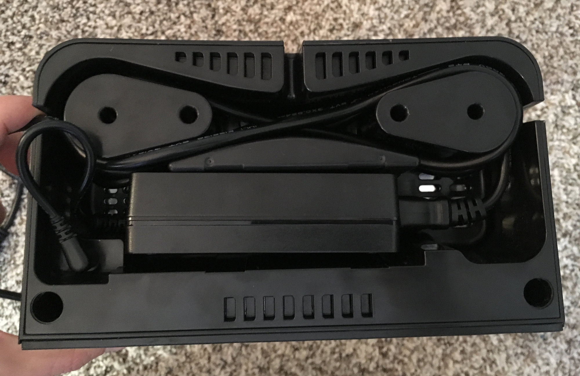 Charging pad cable storage